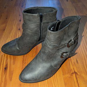 EUC Gray Zip-up Heeled Booties Size 9